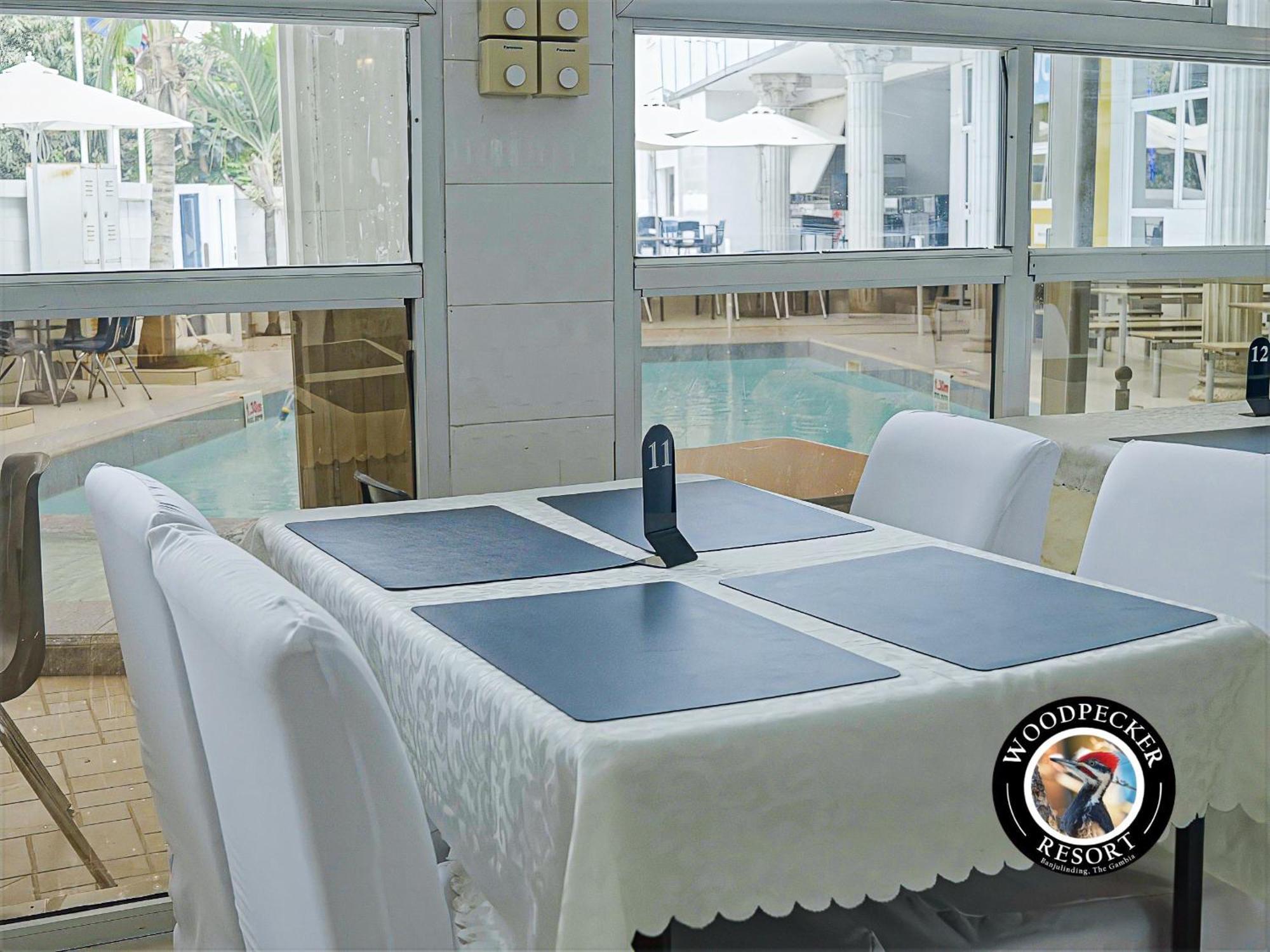 Woodpecker Resort Hotel Banjul Exterior foto