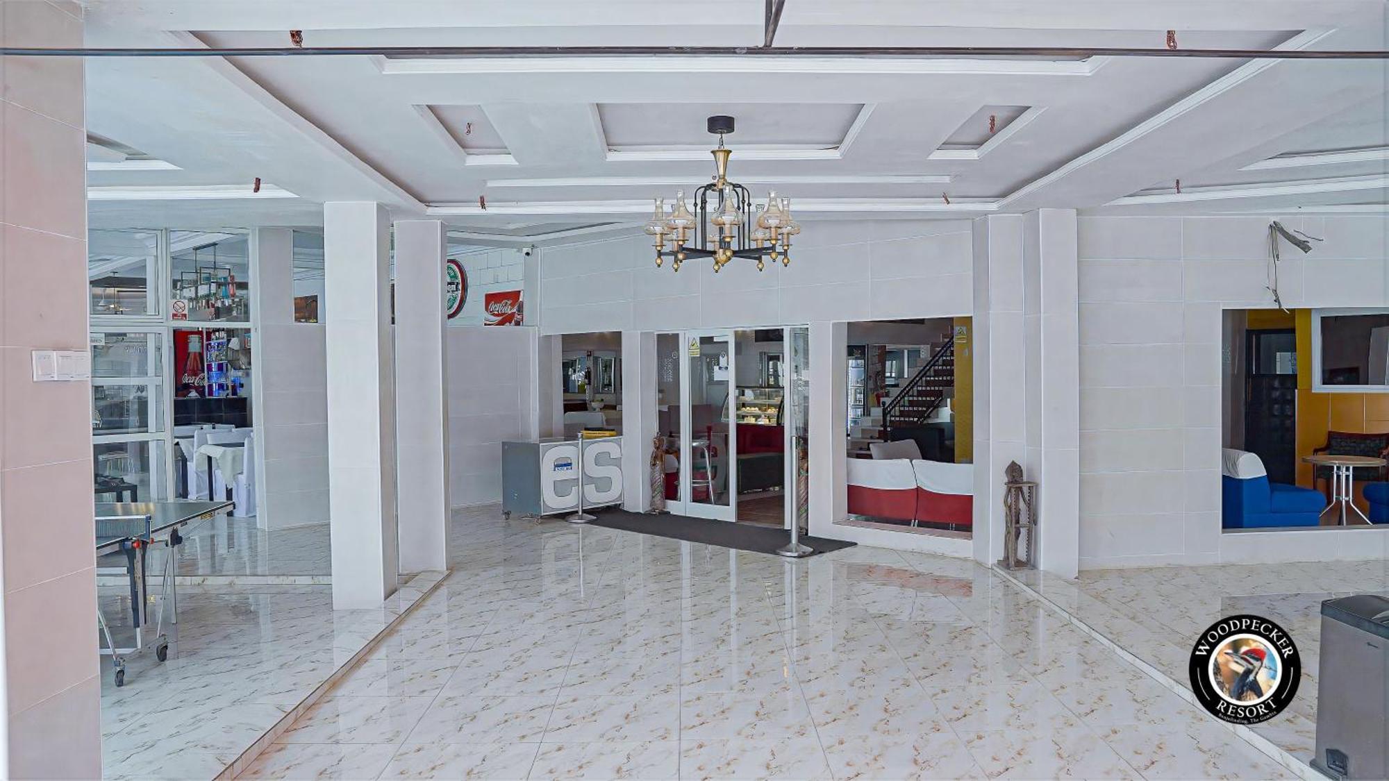 Woodpecker Resort Hotel Banjul Exterior foto